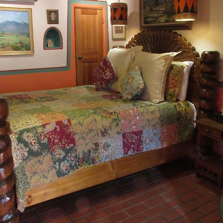 La Dona Luz Inn An Historic B&B Taos Eksteriør bilde